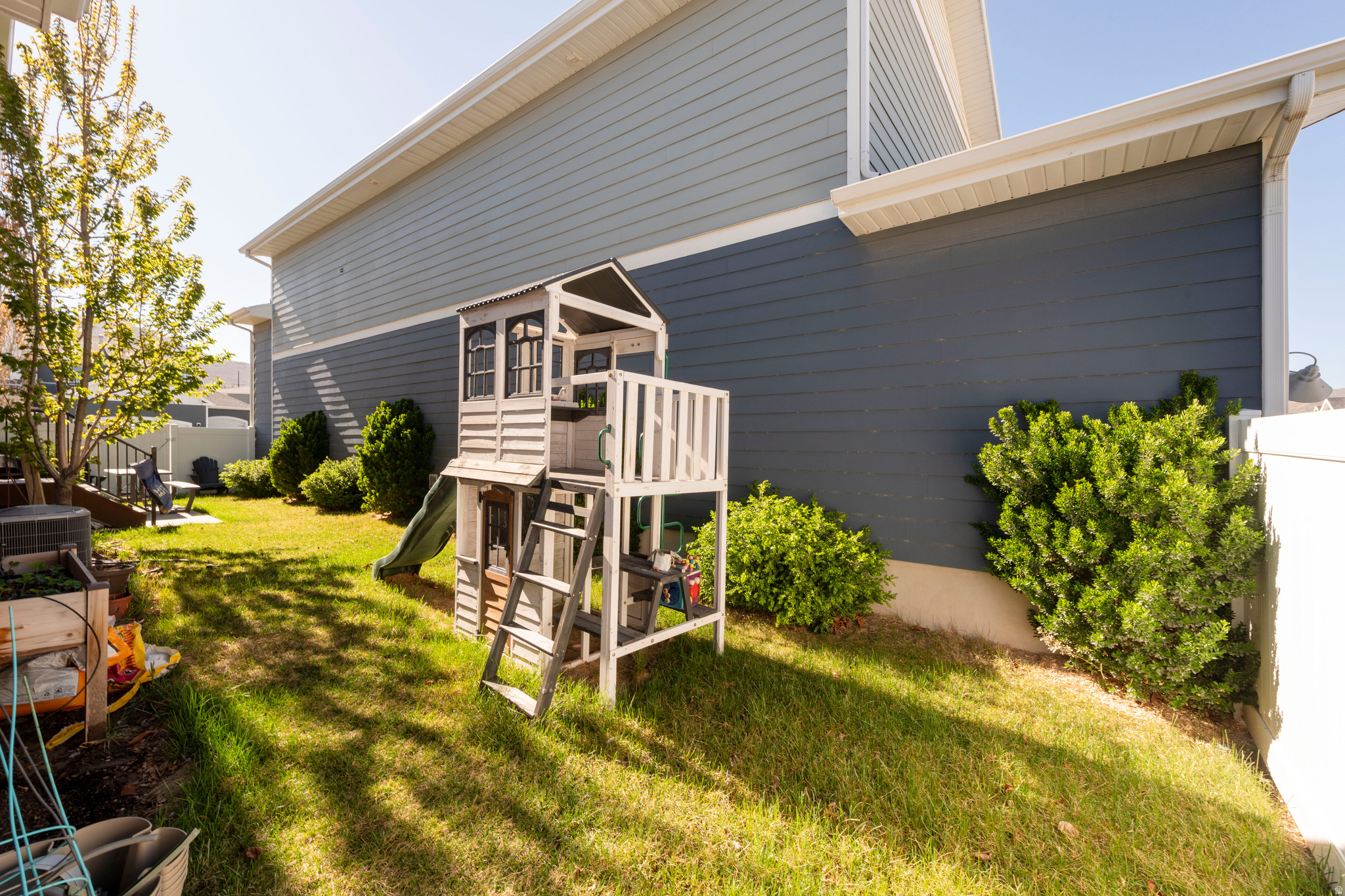 INDIPENDANCE AT THE POINT - Residential