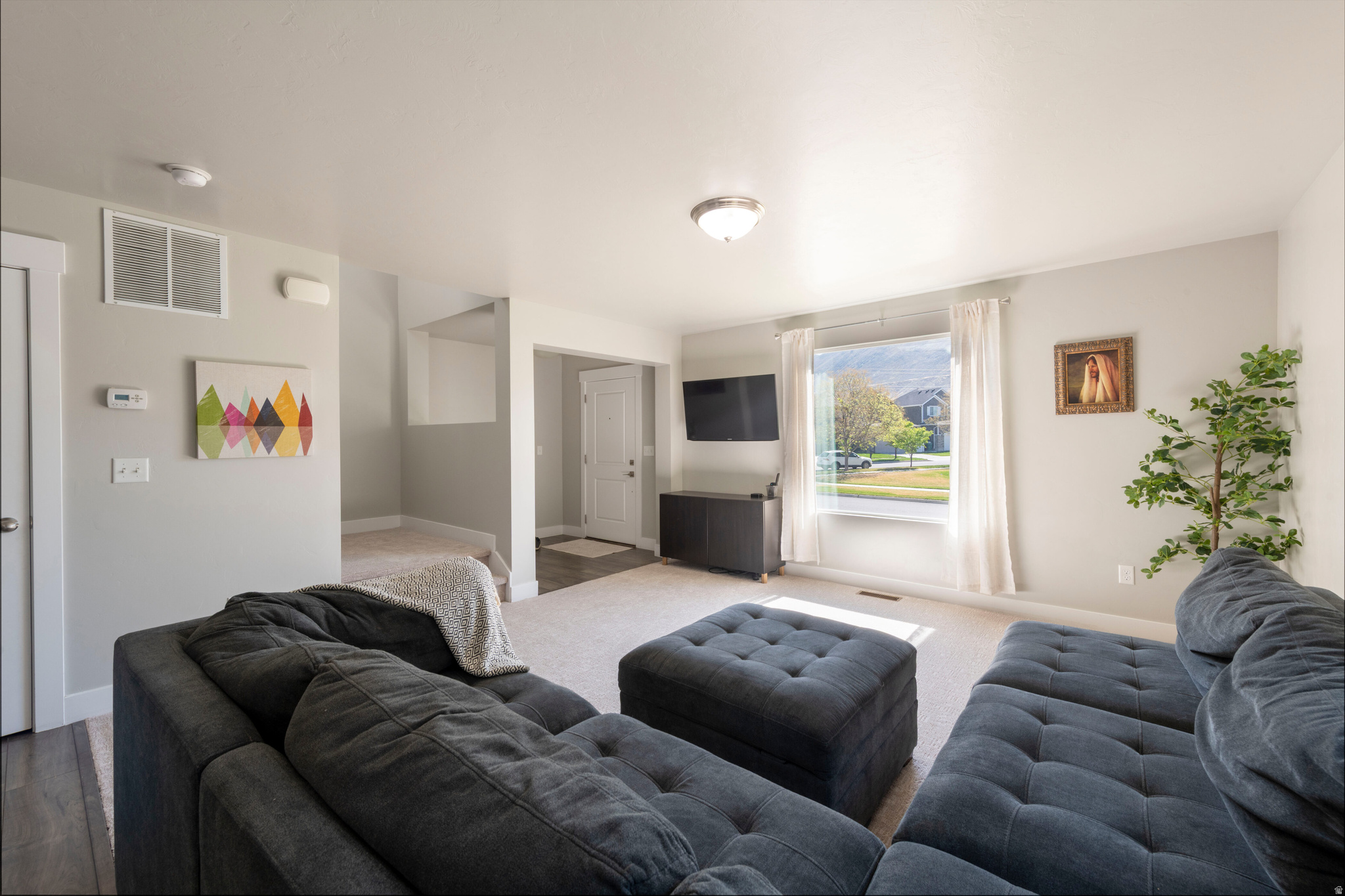 INDIPENDANCE AT THE POINT - Residential