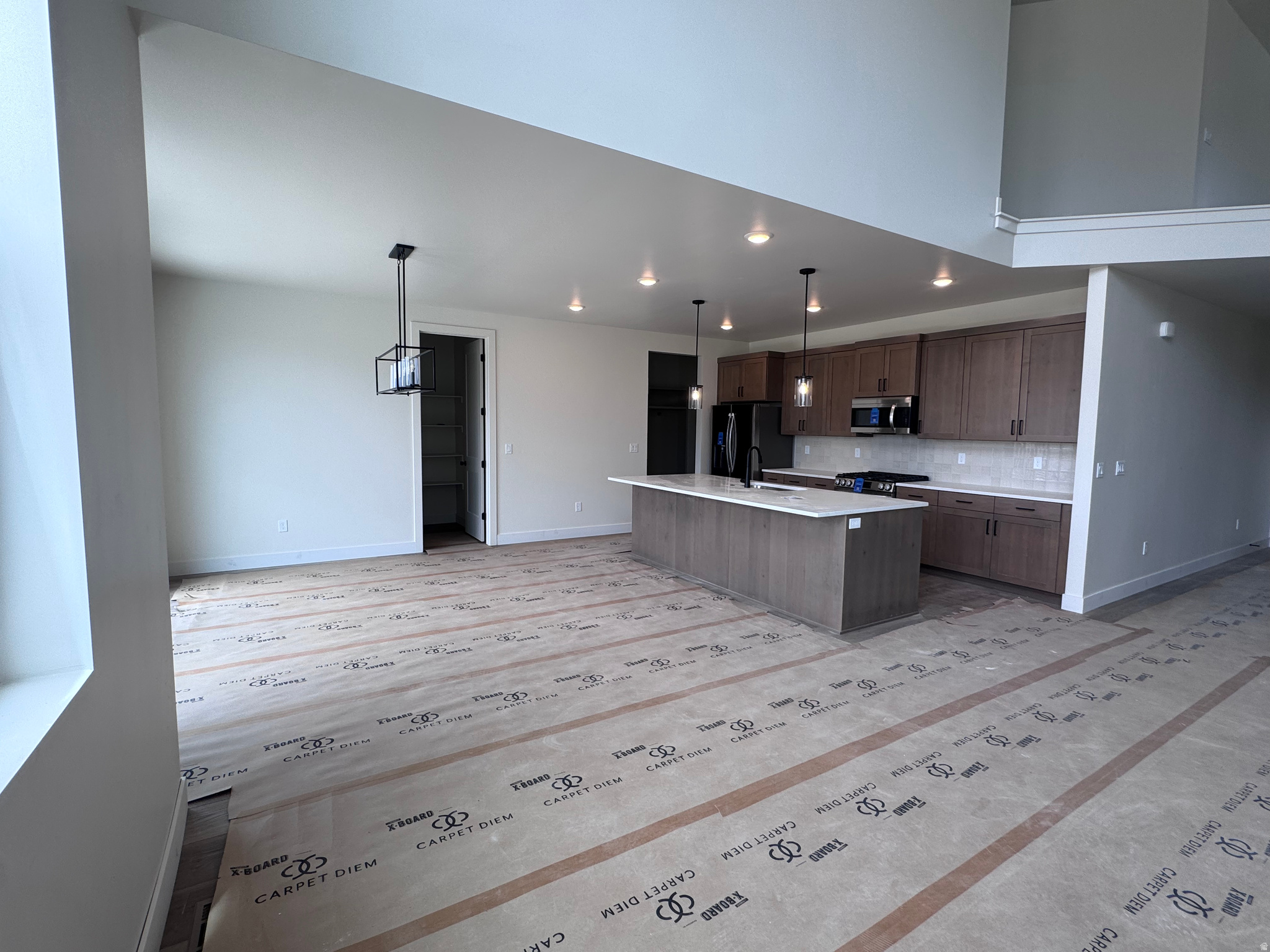ARROWHEAD RANCH - Residential