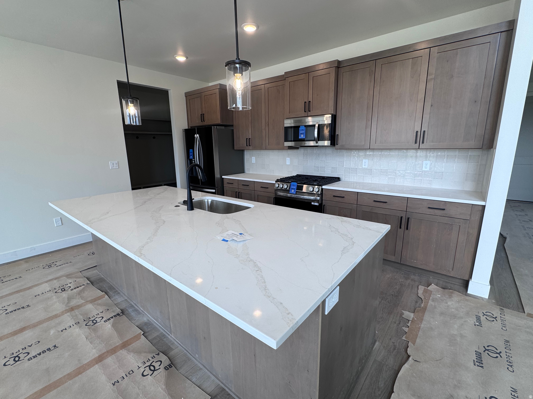 ARROWHEAD RANCH - Residential