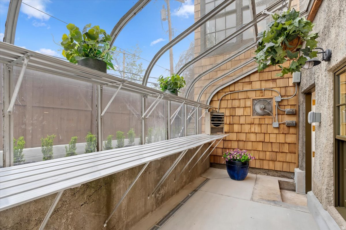 HAXTON PLACE - Residential