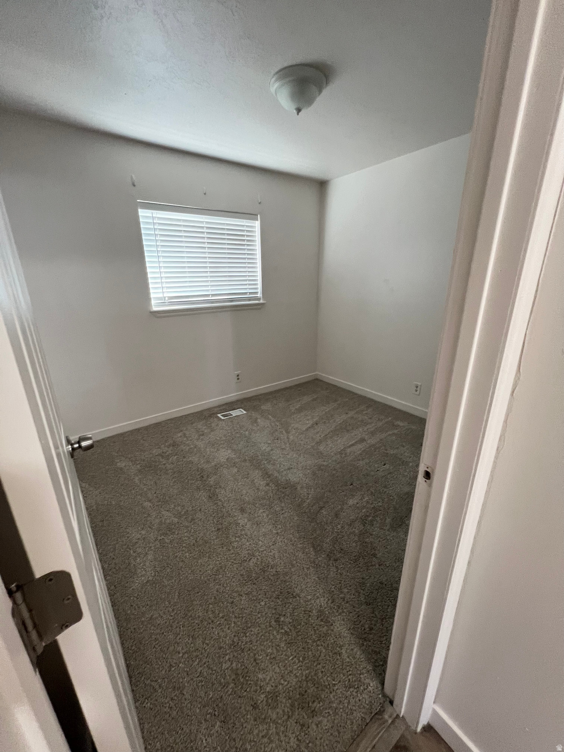 EAST REDWOOD - Residential Lease