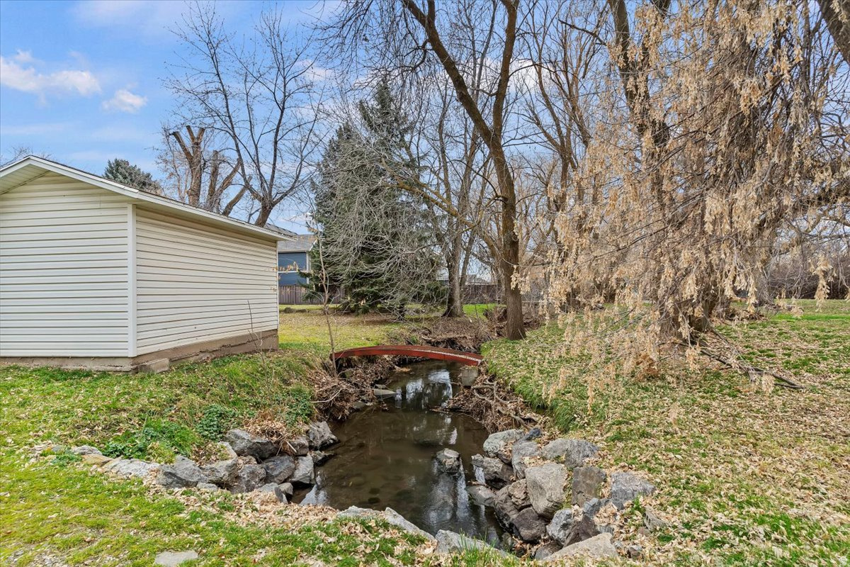 BUDDYS PLACE - Residential