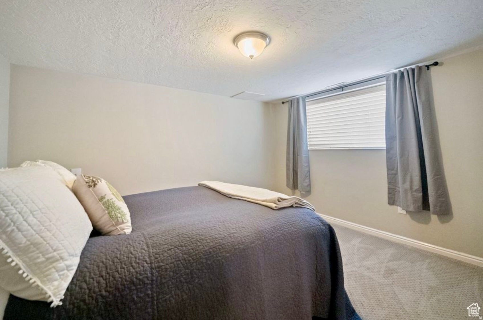 SOUTH VALLEY ESTATES - Residential