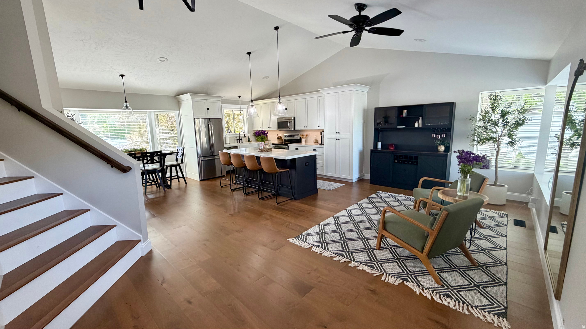 SOUTH VALLEY ESTATES - Residential