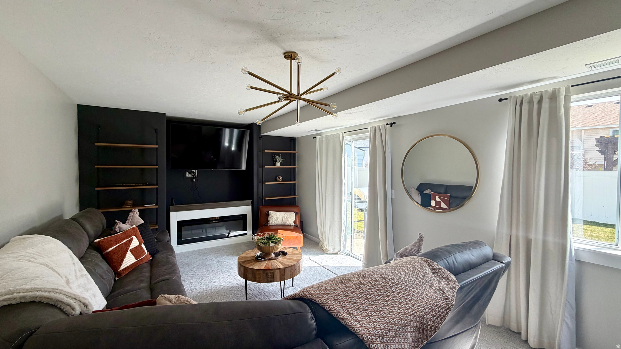 SOUTH VALLEY ESTATES - Residential