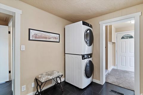 Tiny photo for 380 E 1500 S, Bountiful, UT 84010 (MLS # 2132806)