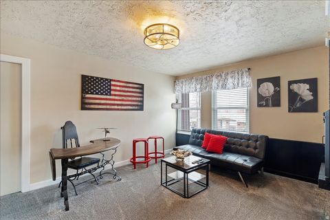 Tiny photo for 380 E 1500 S, Bountiful, UT 84010 (MLS # 2132806)