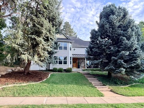 Homes For Sale - 910 Woodland Cir<br/> Bountiful, UT 84010