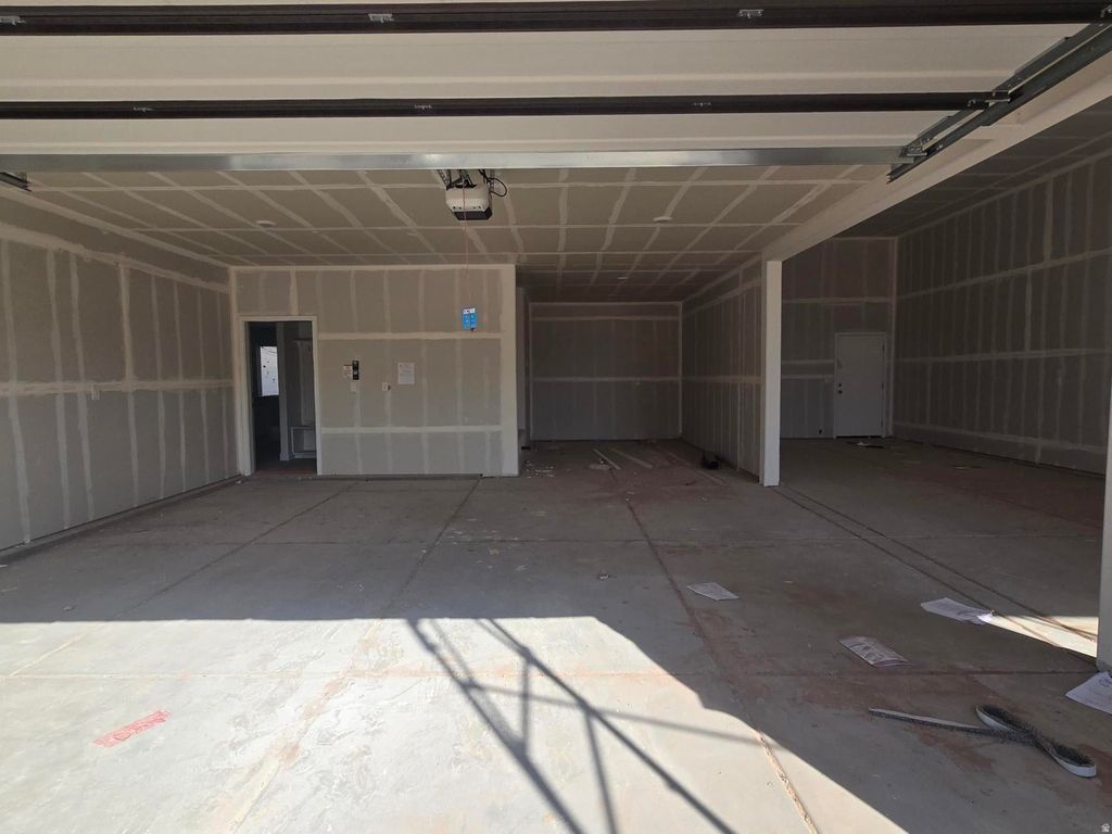 Photo of 1966 S WOLVERINE WAY #228, Washington, UT 84780 (MLS # 2124903)