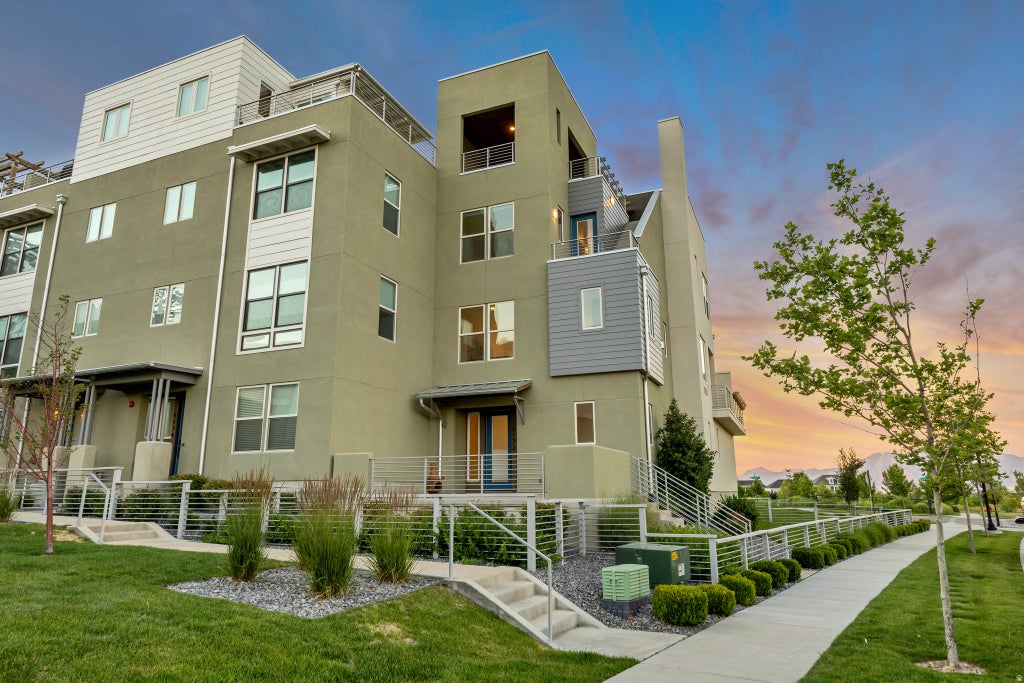 Photo of 5172 W LAKE AVE, South Jordan, UT 84009 (MLS # 2167856)