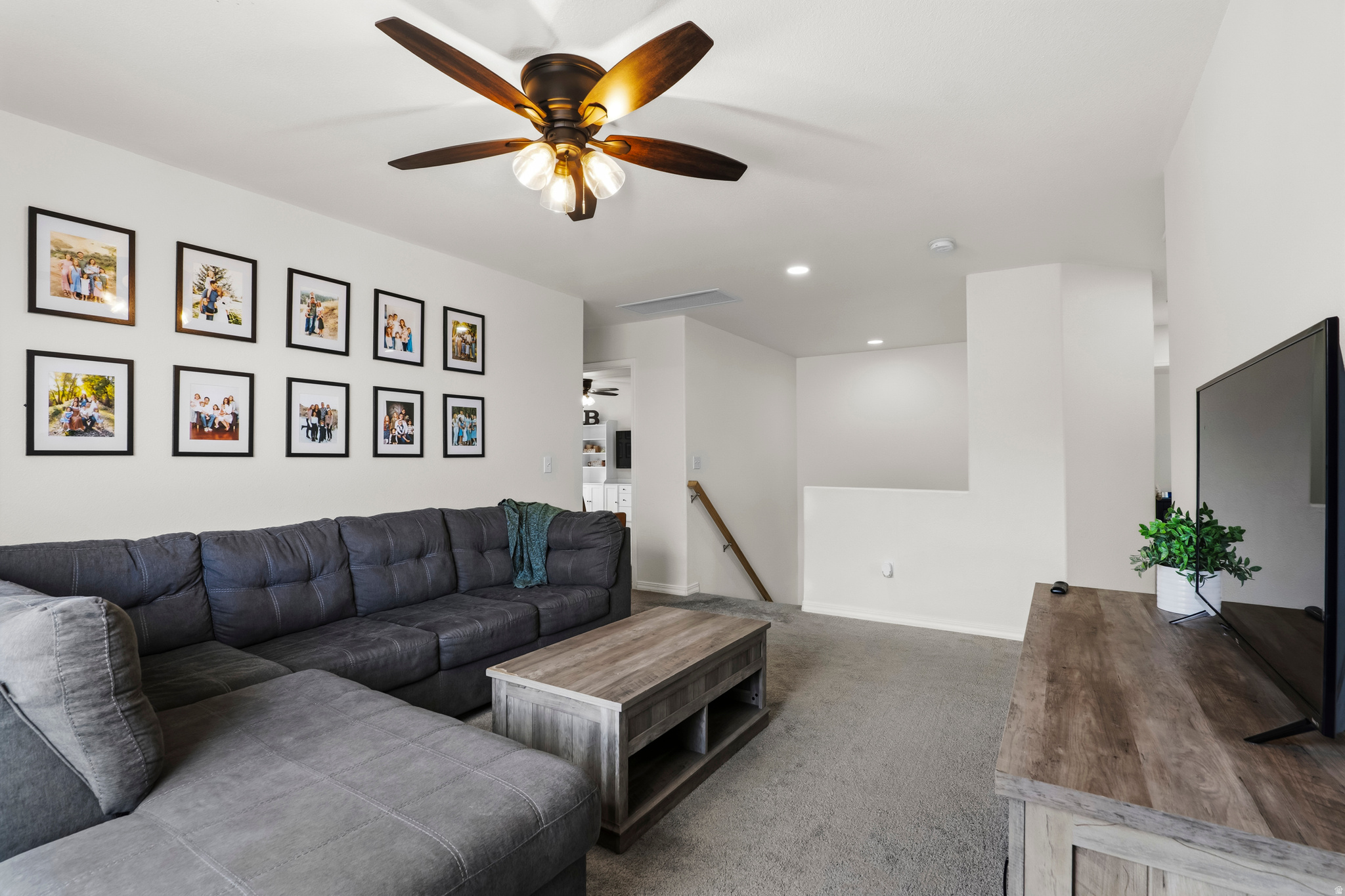 HAMILTON FARMS - Residential