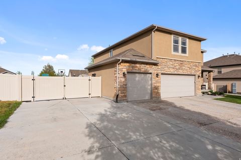 Tiny photo for 13741 S ROSIE LN W, Herriman, UT 84096 (MLS # 2147854)