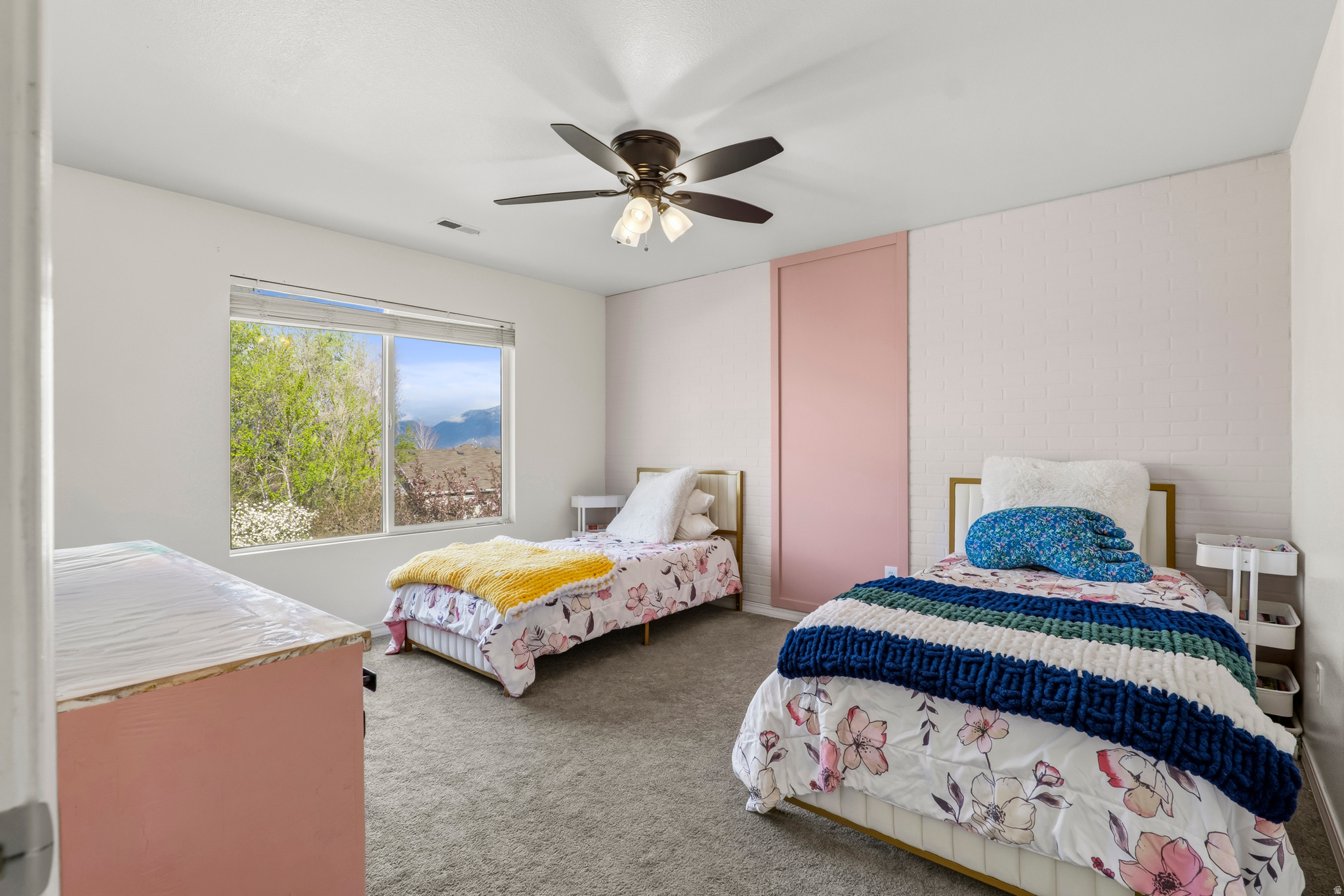 HAMILTON FARMS - Residential