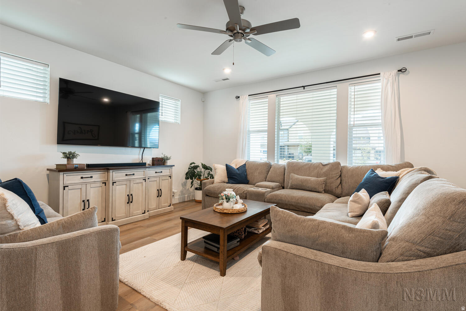 AUBURN HILLS - Residential