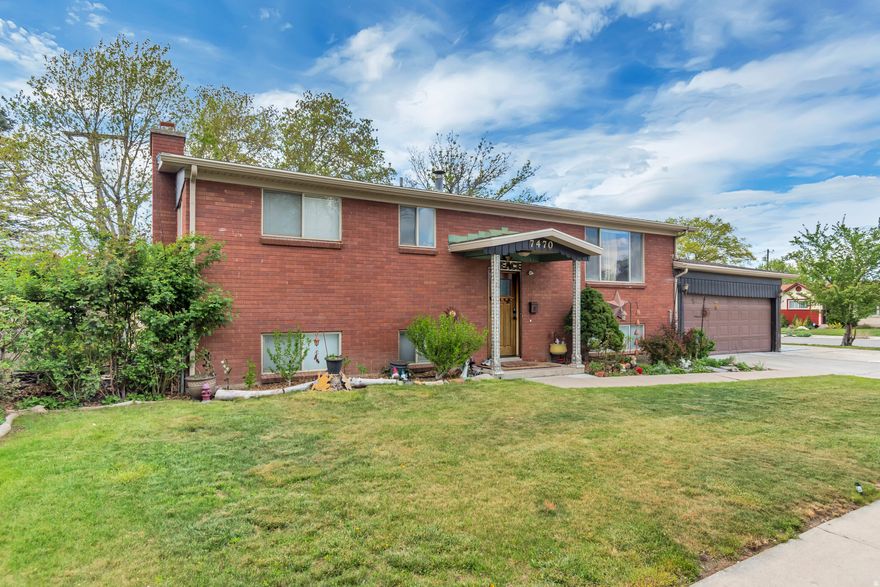 Beautiful and well-maintained home located in a desirable neighborhood! This property offers a spacious and functional layout with plenty of natural light throughout. Enjoy a comfortable living area, a great kitchen for entertaining, and a private gated backyard with side street access. The yard features mature trees, creating a peaceful and shaded outdoor space perfect for relaxing or gatherings. Conveniently located near schools, parks, shopping, and easy freeway access.