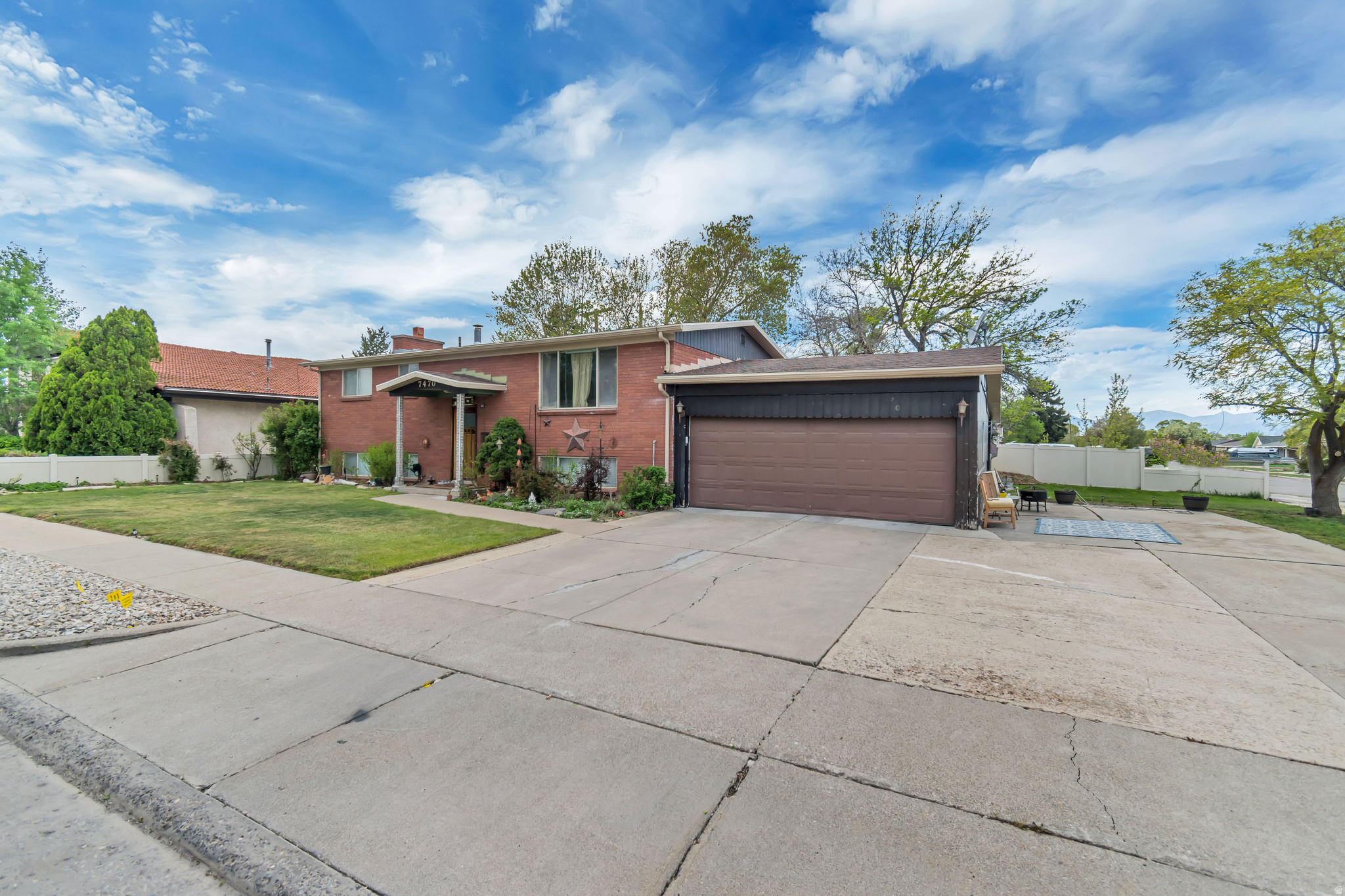 BIRCHMONT - Residential