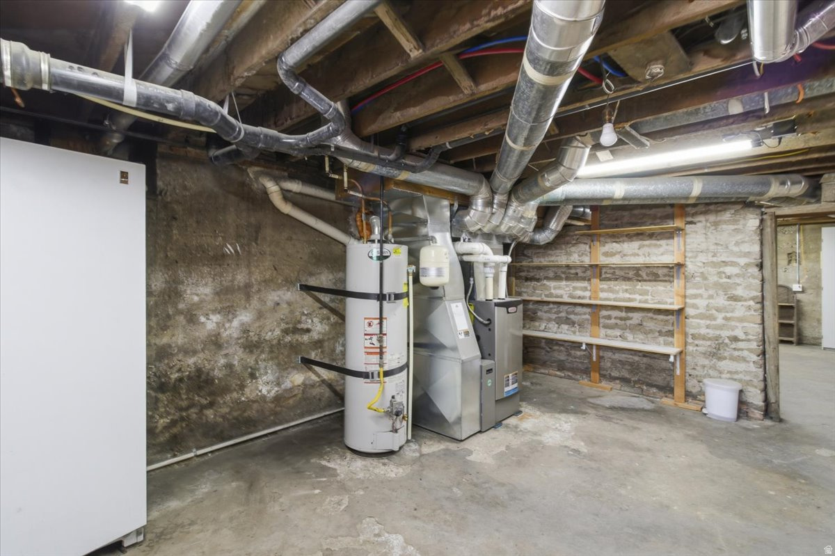 YOUNG PROPERTY - Residential