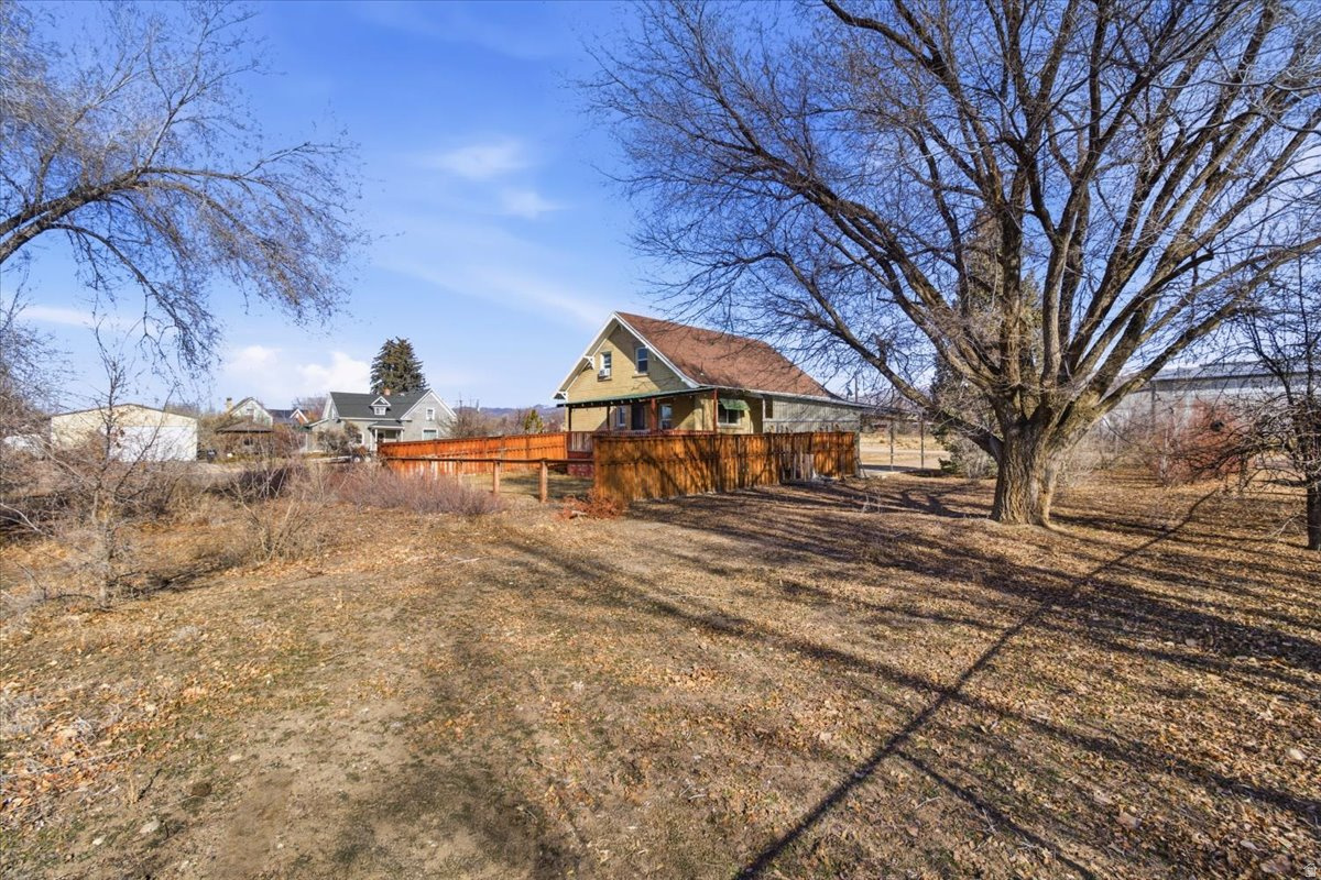 YOUNG PROPERTY - Residential