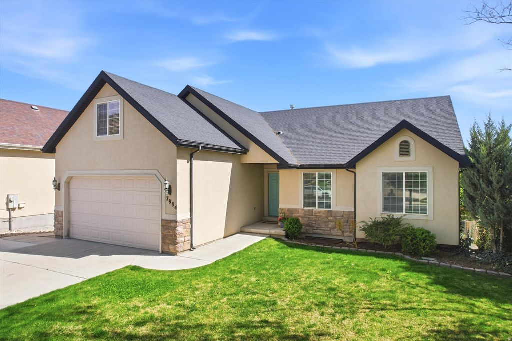 Photo of 7884 N RUBY VALLEY DR, Eagle Mountain, UT 84005 (MLS # 2151005)