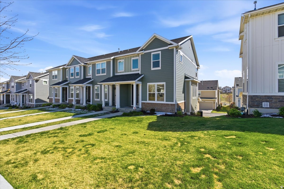 TERRACE HILL - Residential