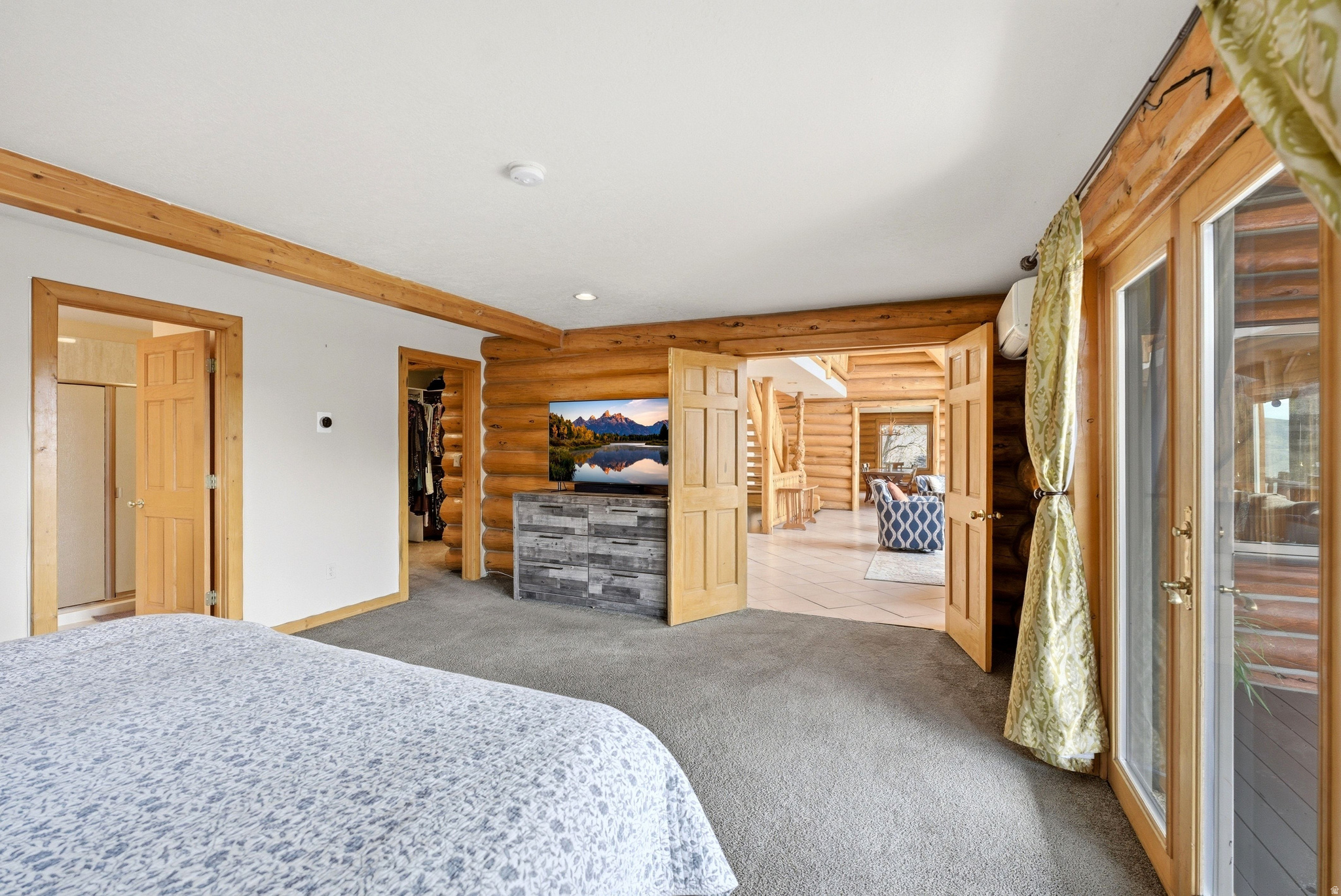 PINEBROOK - Residential