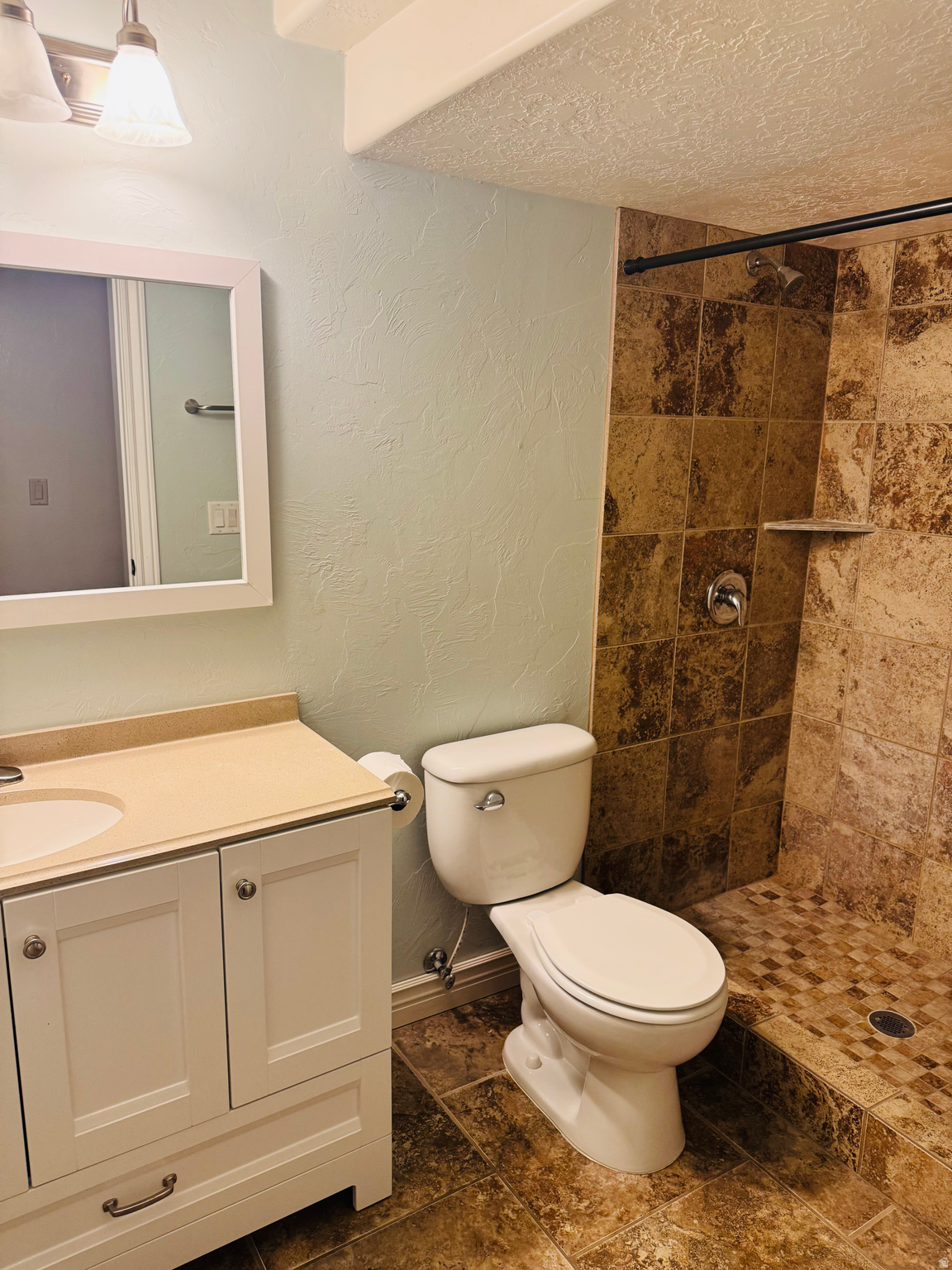 PLAT A,MILL HILL SUBD - Residential