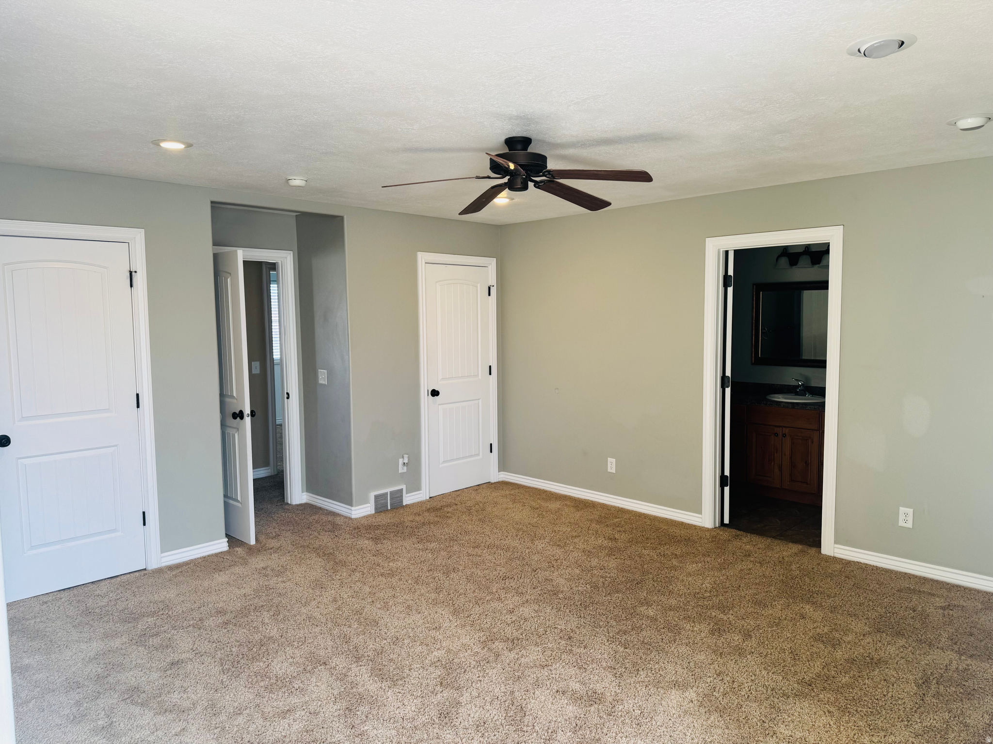 PLAT A,MILL HILL SUBD - Residential