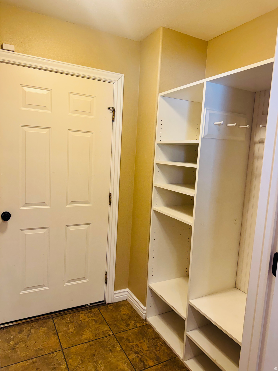 PLAT A,MILL HILL SUBD - Residential