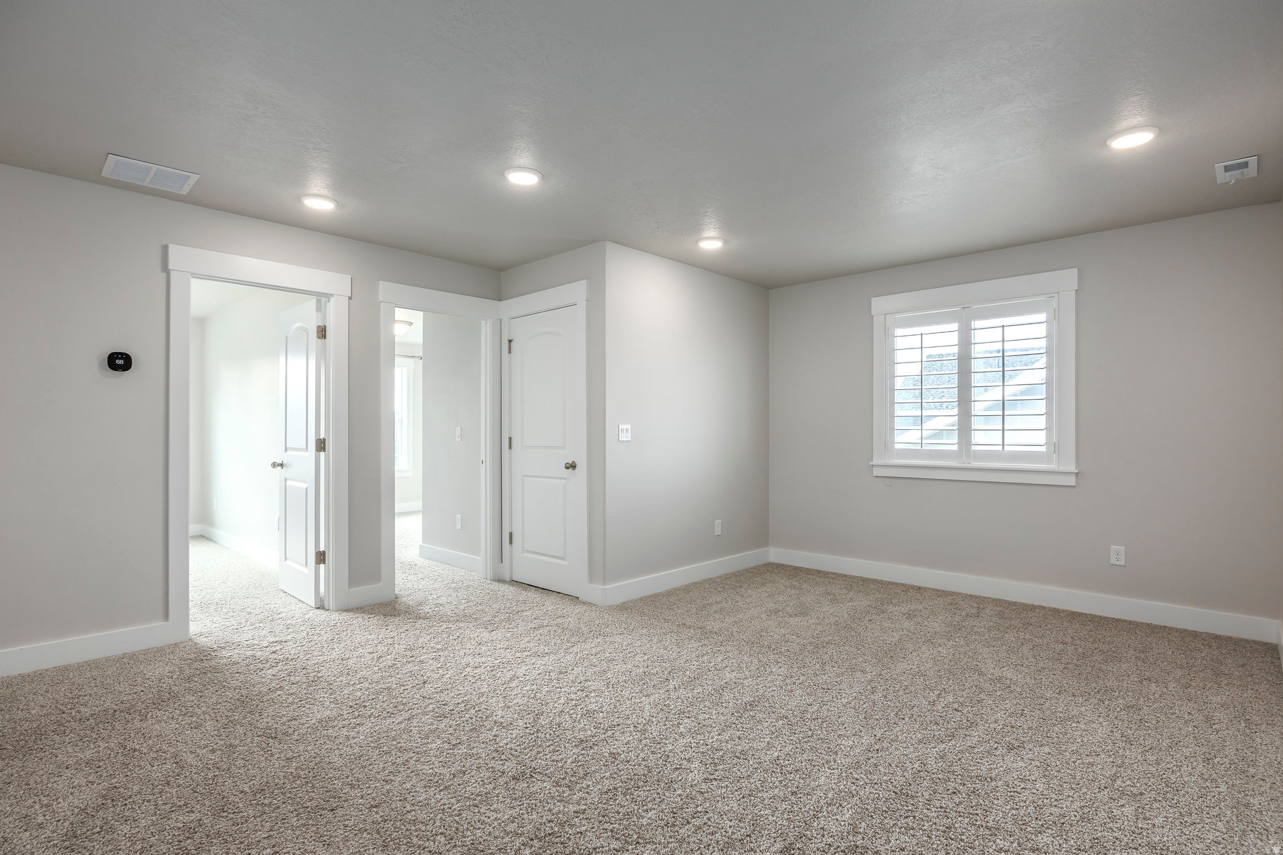 LEXINGTON GREENS - Residential