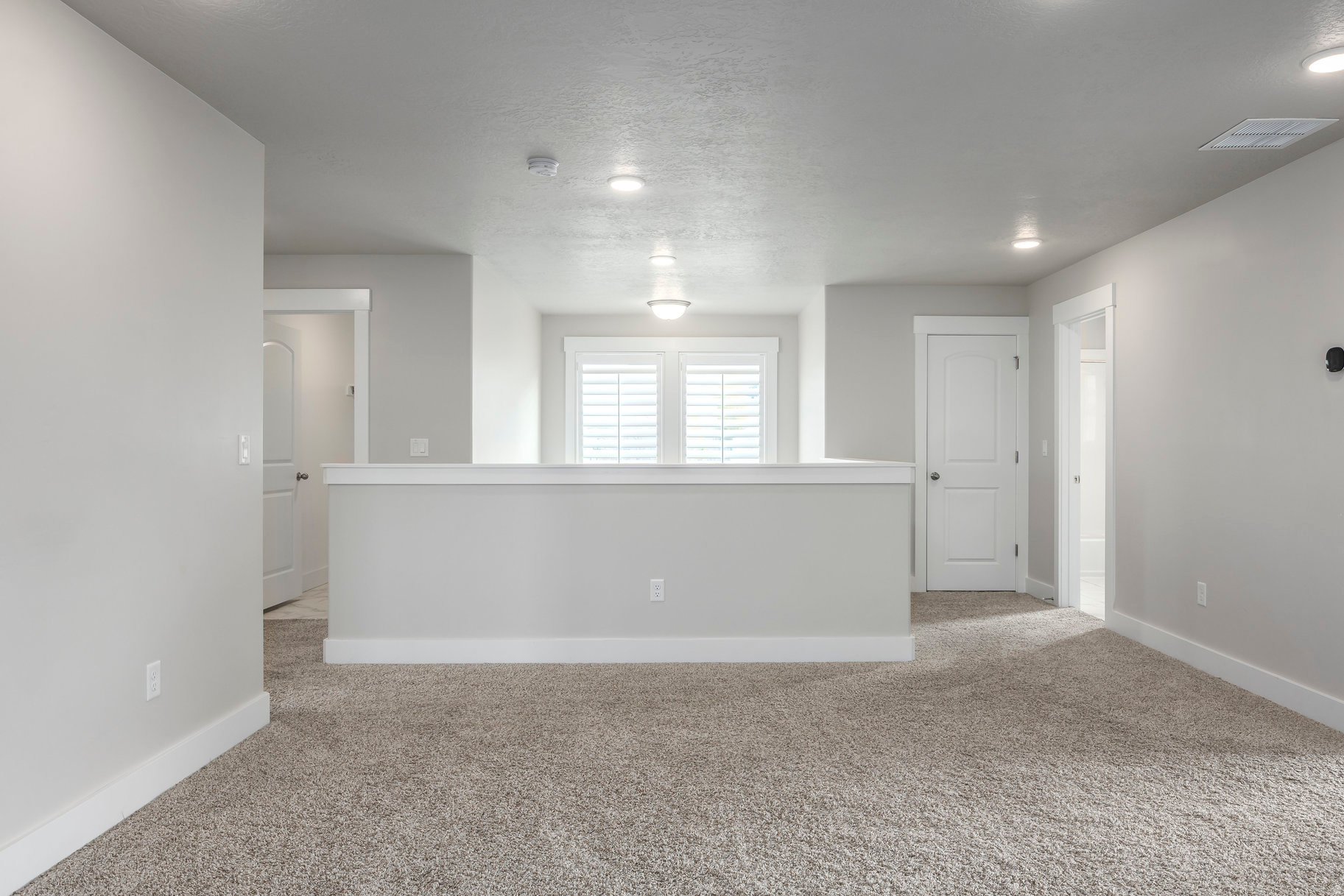 LEXINGTON GREENS - Residential