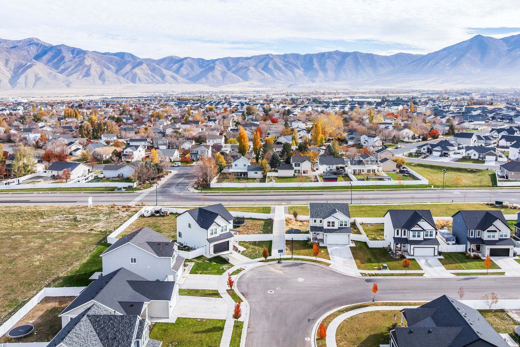 LEXINGTON GREENS - Residential