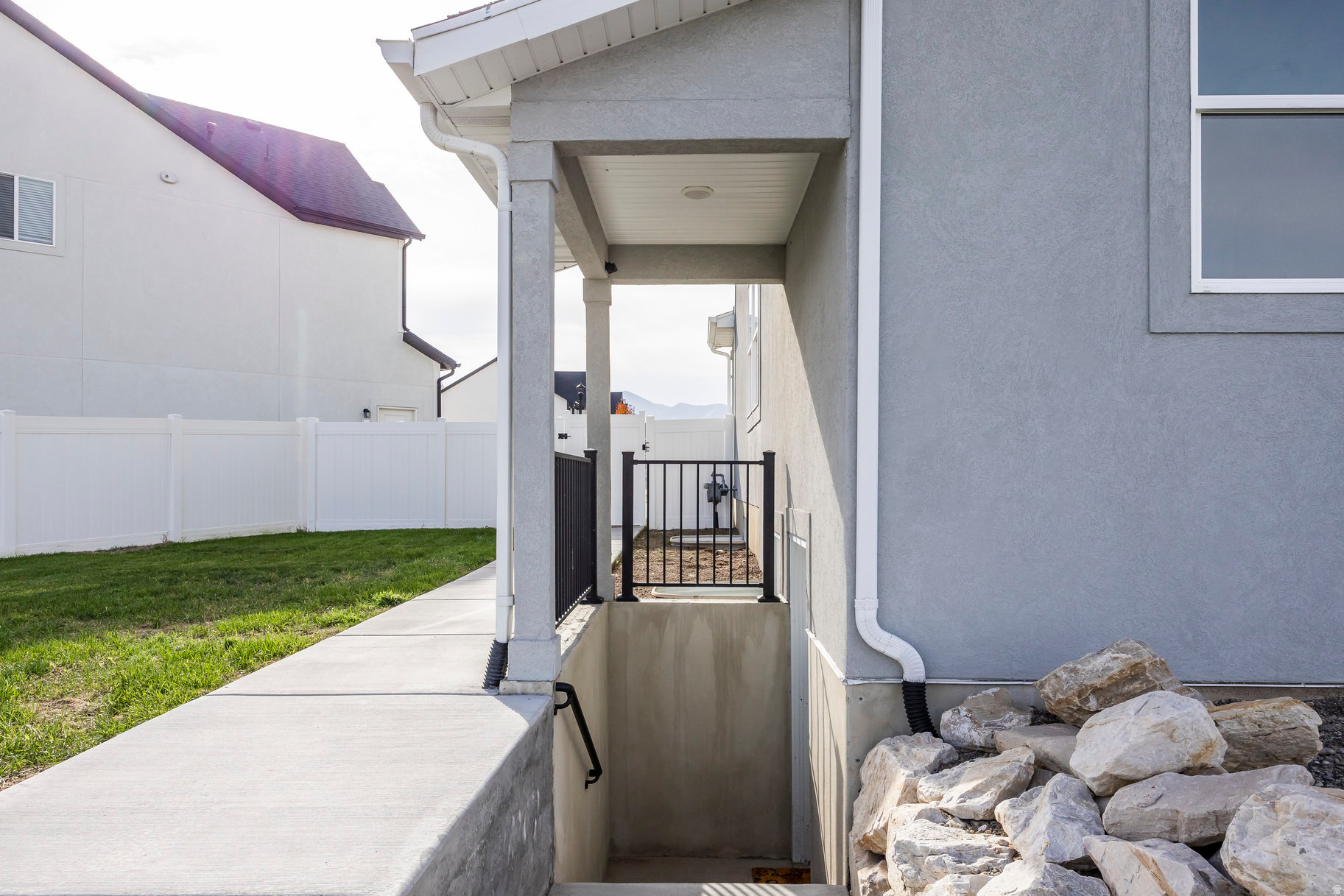 LEXINGTON GREENS - Residential