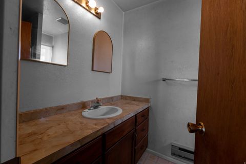 Tiny photo for 1208 E TIDWELL RD, Fremont, UT 84747 (MLS # 2126551)