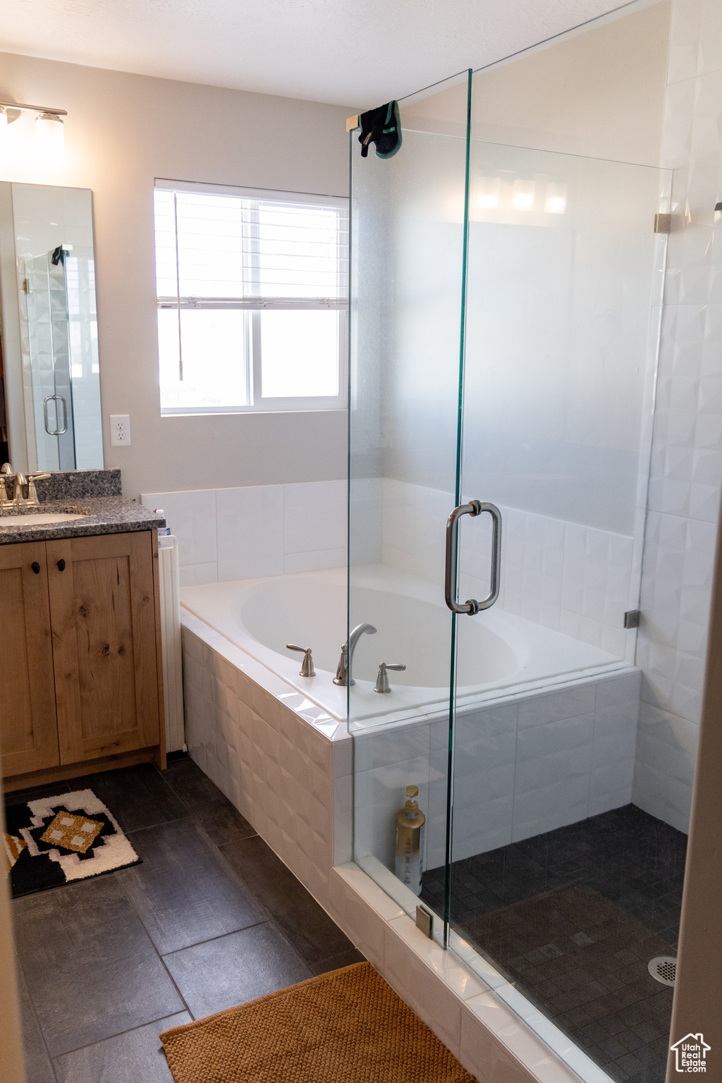 MUSTANG RIDGE - Residential