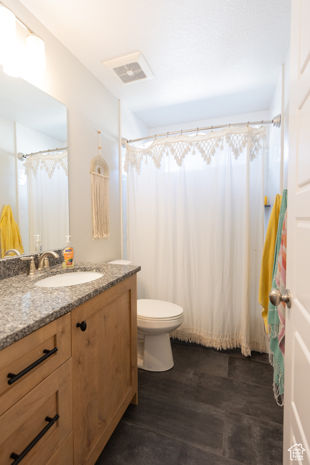 MUSTANG RIDGE - Residential