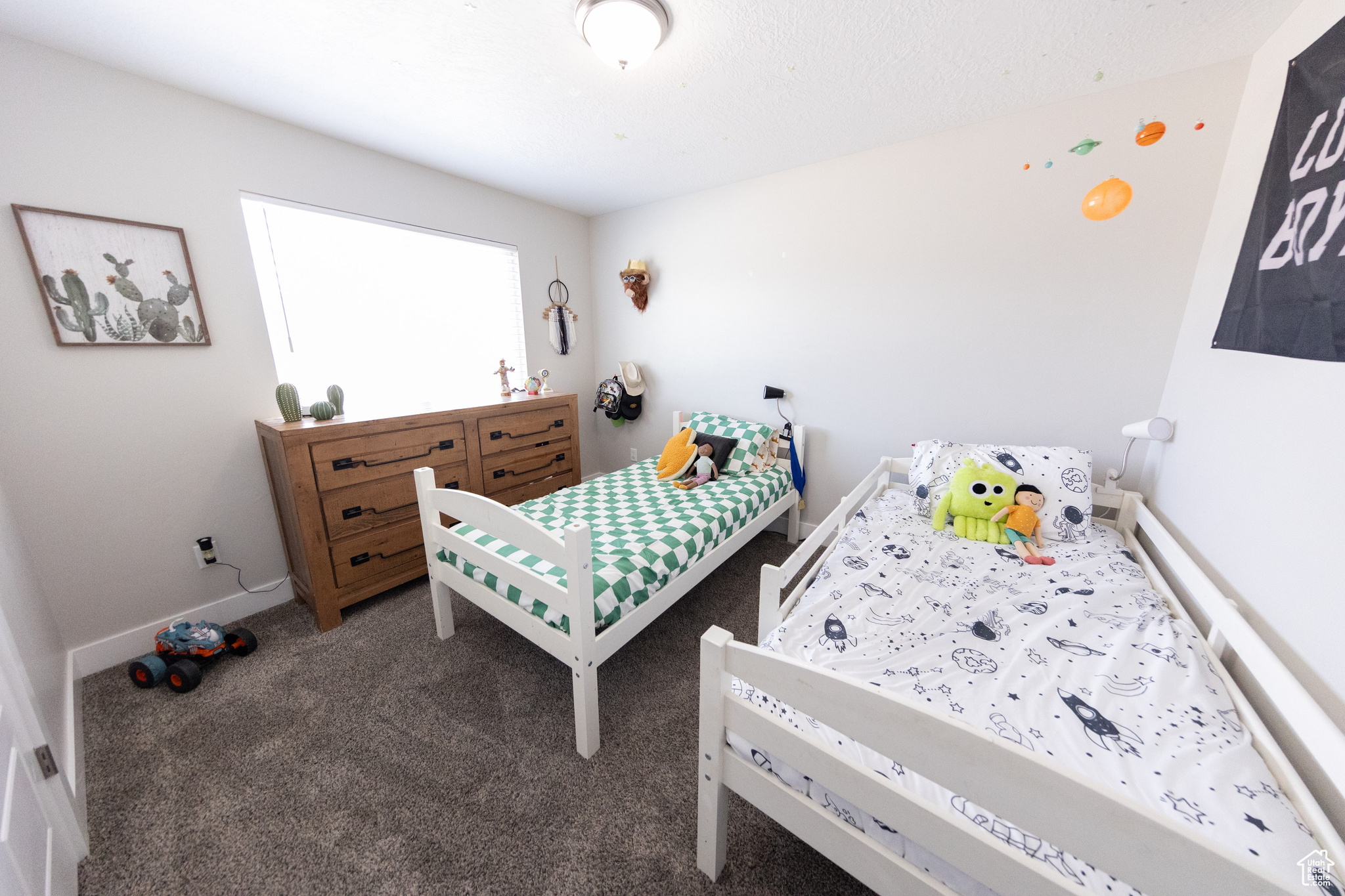 MUSTANG RIDGE - Residential