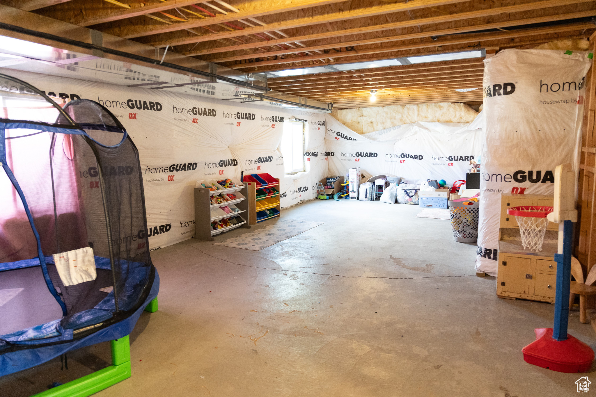 MUSTANG RIDGE - Residential