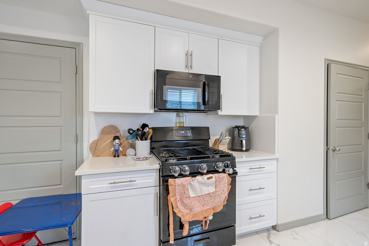 PARKWOOD ESTATES - Residential