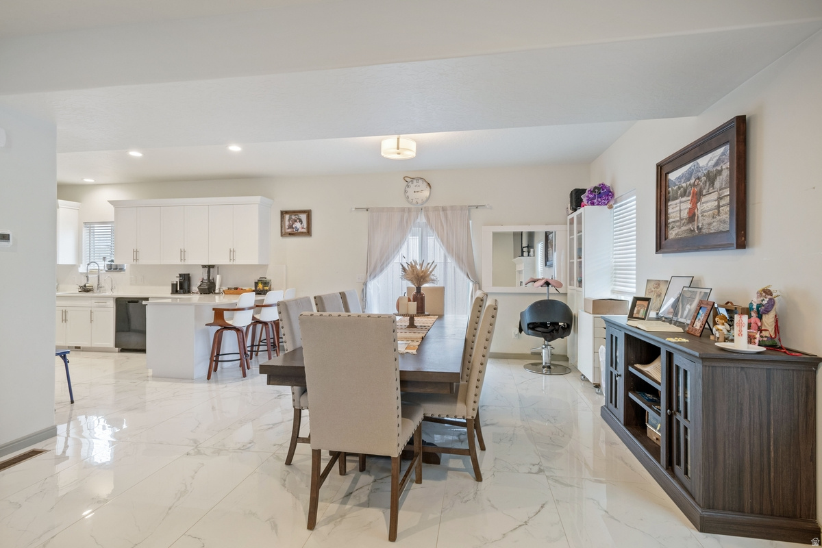 PARKWOOD ESTATES - Residential