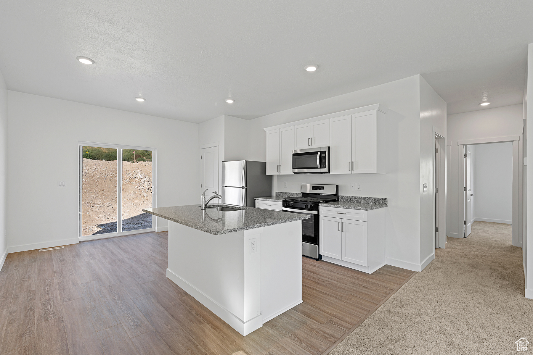 7155 Oquirrh Ranch Pkwy, Eagle Mountain, Utah image 5