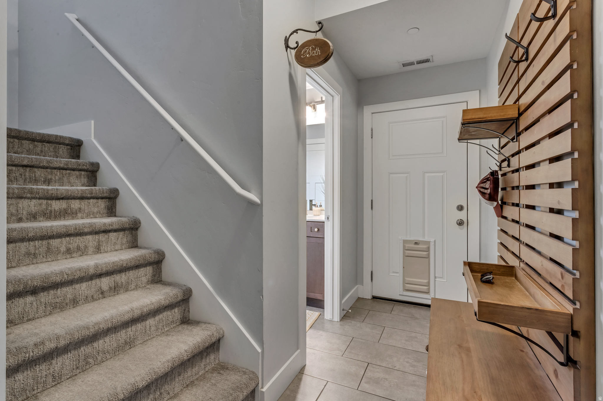 CREEKSIDE - Residential