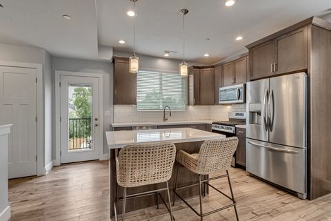 Tiny photo for 52 E GOLDEN PRIVET DR, Draper, UT 84020 (MLS # 2146221)