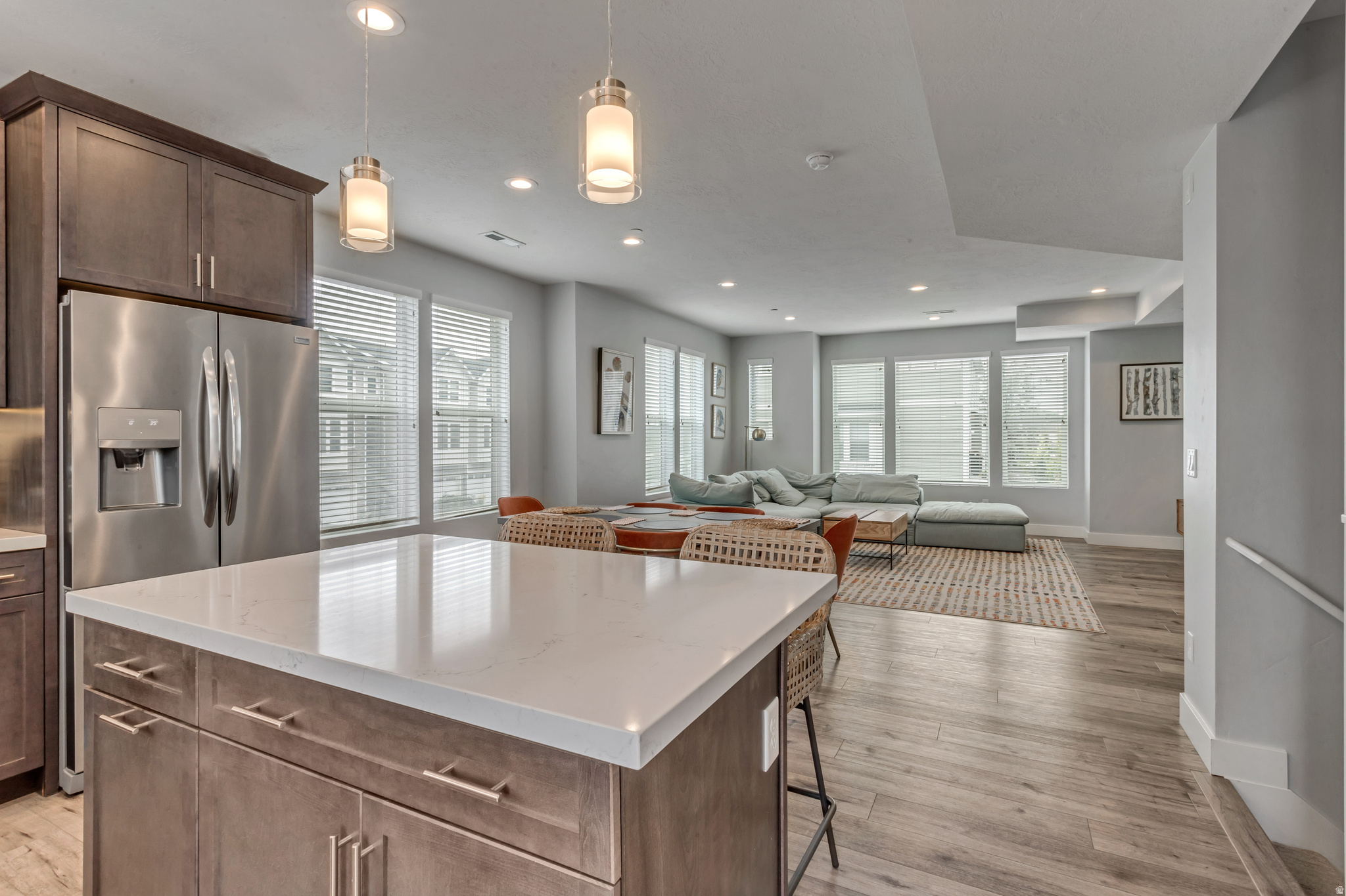 CREEKSIDE - Residential