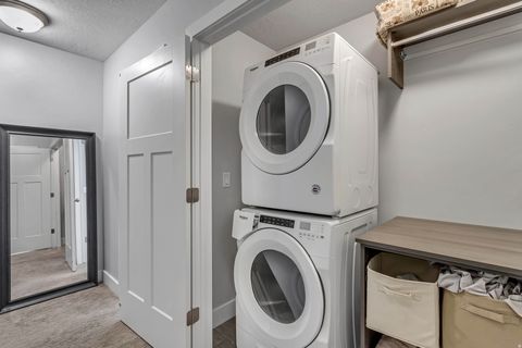 Tiny photo for 52 E GOLDEN PRIVET DR, Draper, UT 84020 (MLS # 2146221)