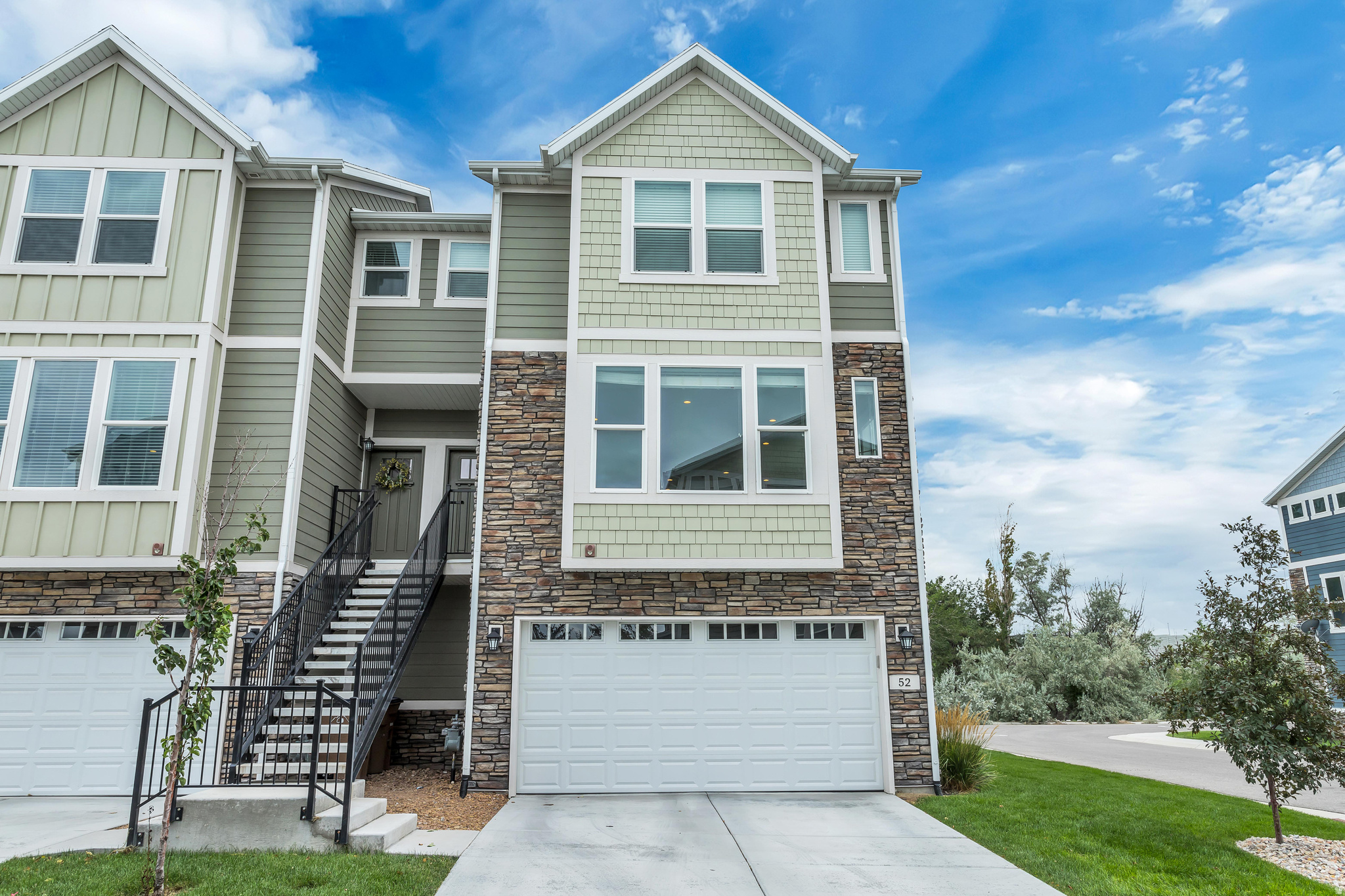 CREEKSIDE - Residential