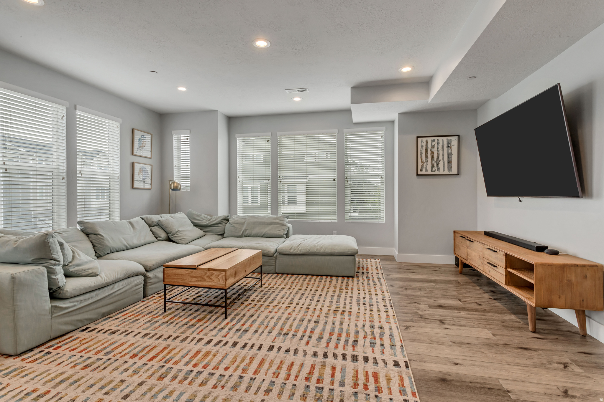 CREEKSIDE - Residential