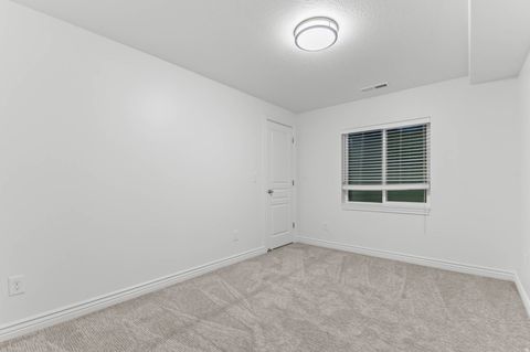 Tiny photo for 1512 N JUNE DR W, Farmington, UT 84025 (MLS # 2127852)