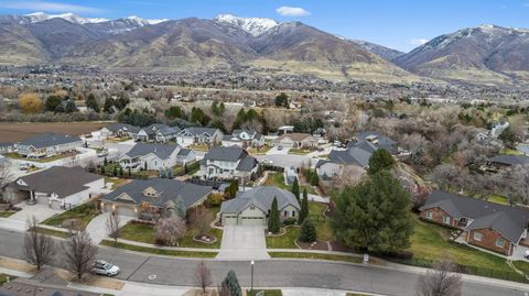 Tiny photo for 1512 N JUNE DR W, Farmington, UT 84025 (MLS # 2127852)