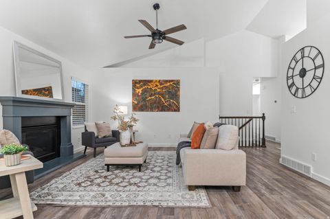 Tiny photo for 1512 N JUNE DR W, Farmington, UT 84025 (MLS # 2127852)